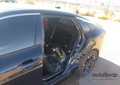 2022 Kia K5 Gt-Line from USA, damaged, VIN 5XXG64J29NG132720